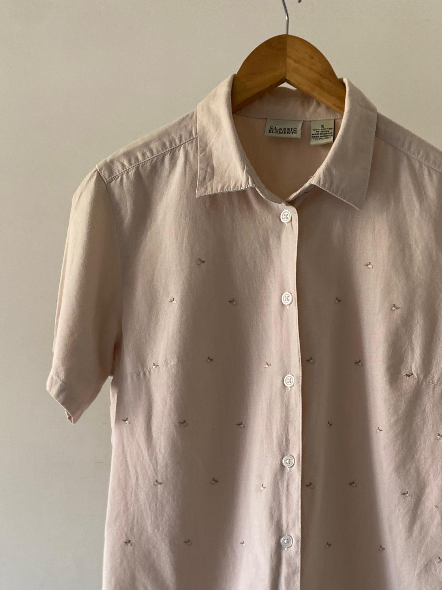 Embroidered beige shirt