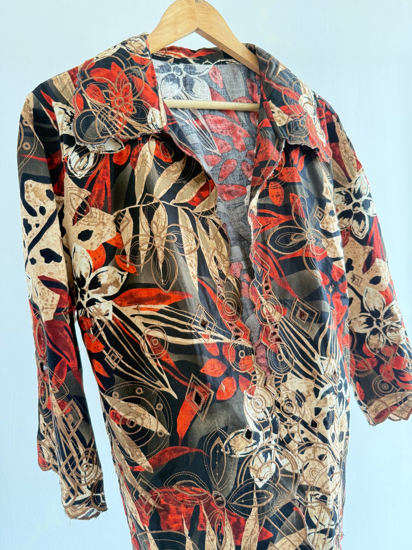 Schifli Embroidered Jacket/Shrug