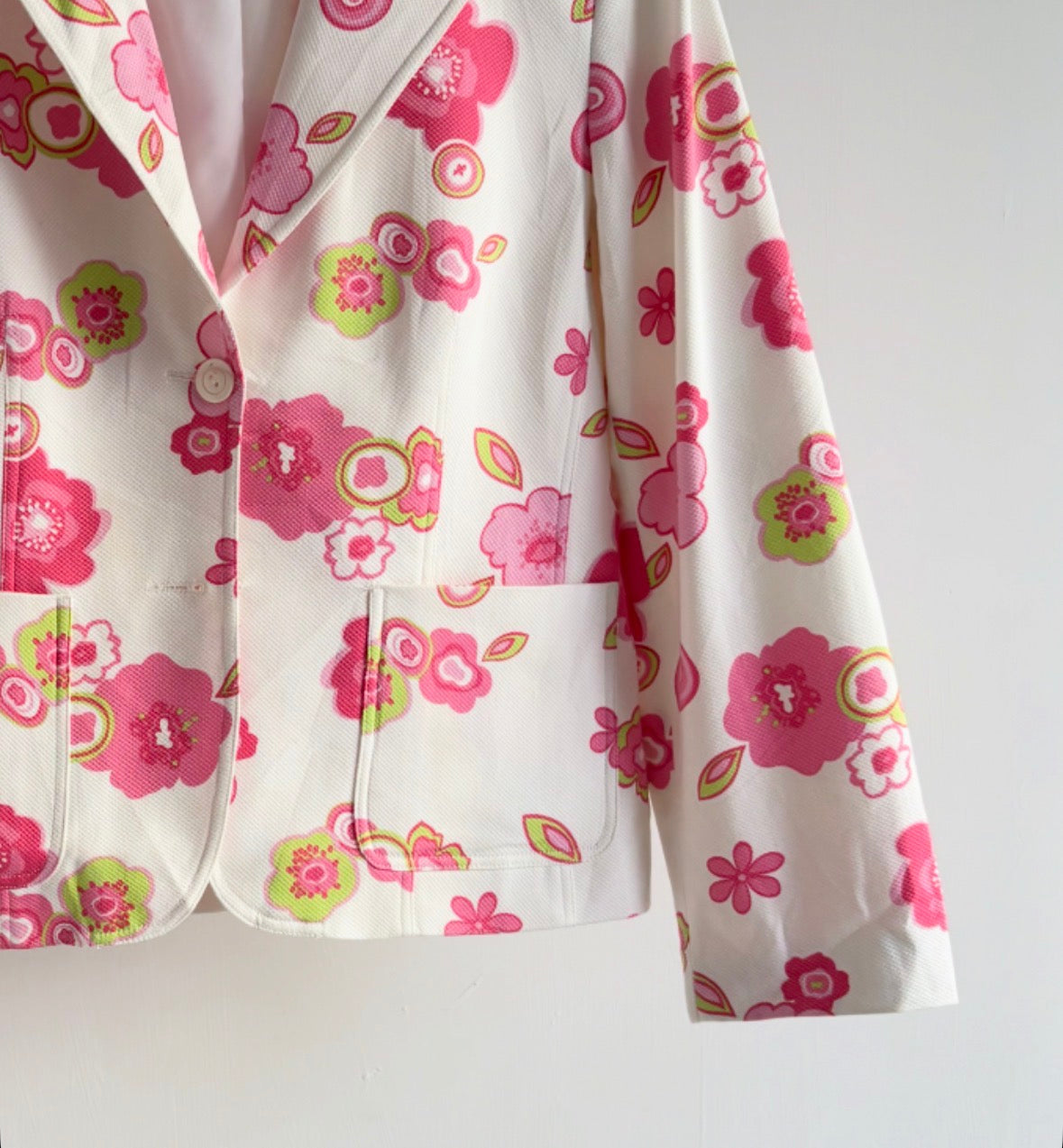 Floral pink & white Printed blazer