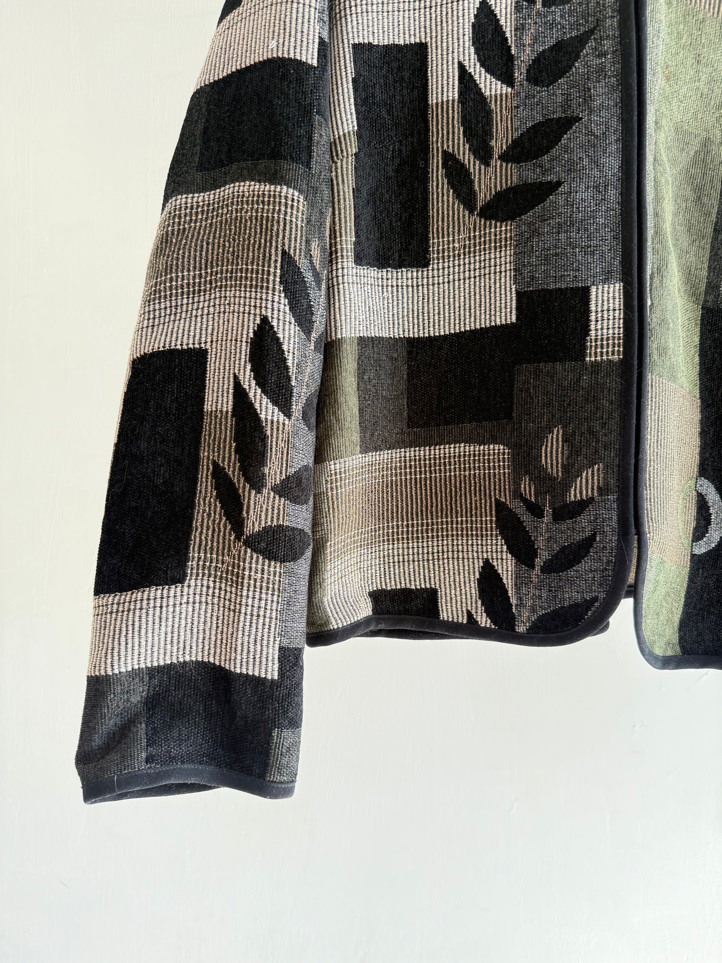 Vintage Abstract Pattern Zip Jacket