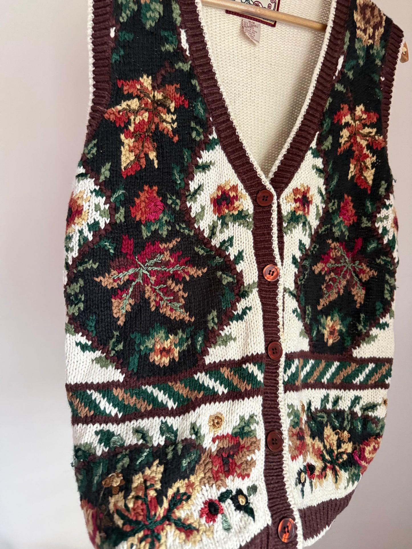 Embroidered half cardigan