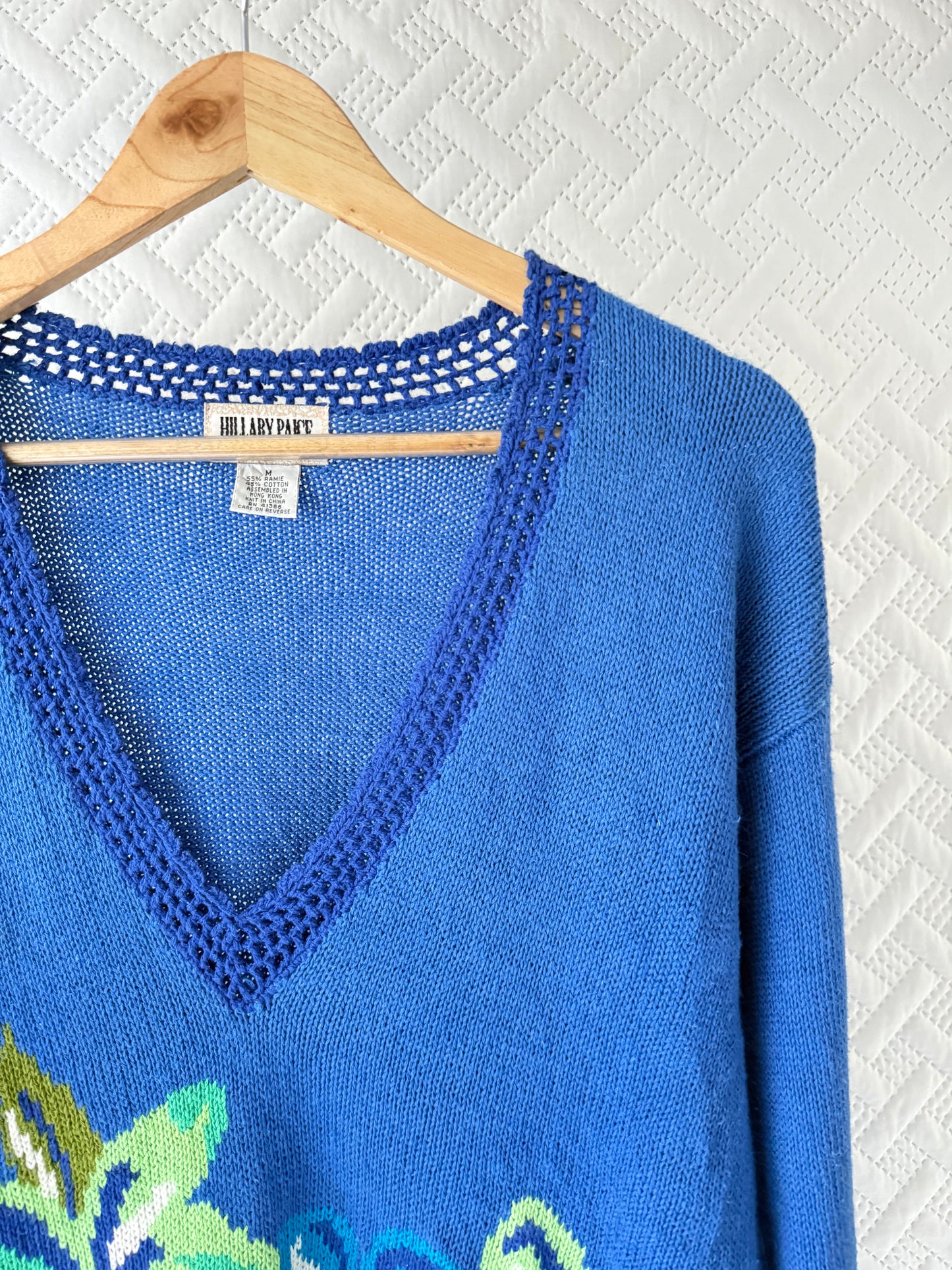 Embroidered blue tassle knit top/pullover