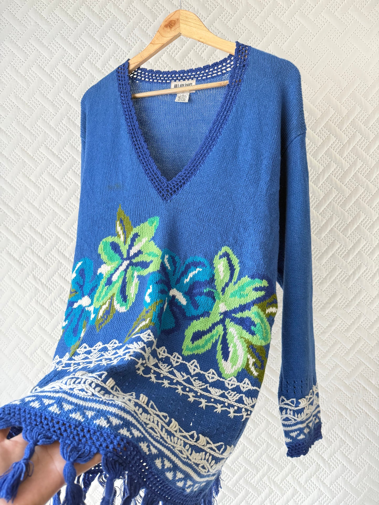 Embroidered blue tassle knit top/pullover