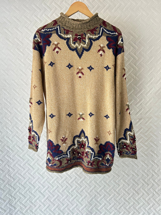 Embroidered beige pullover