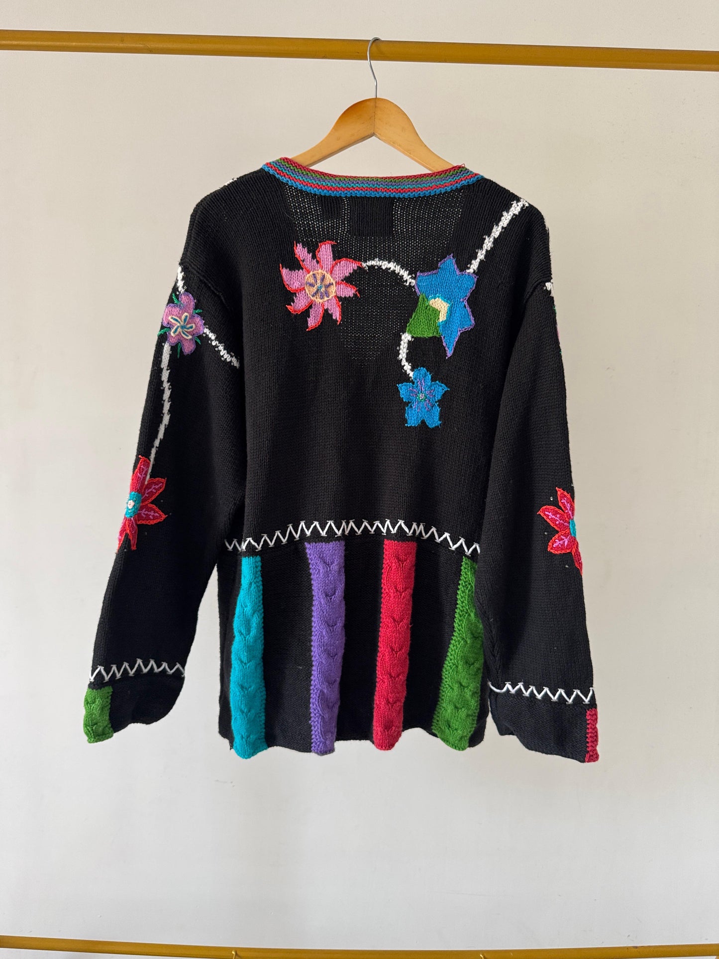 Embroidered floral cardigan