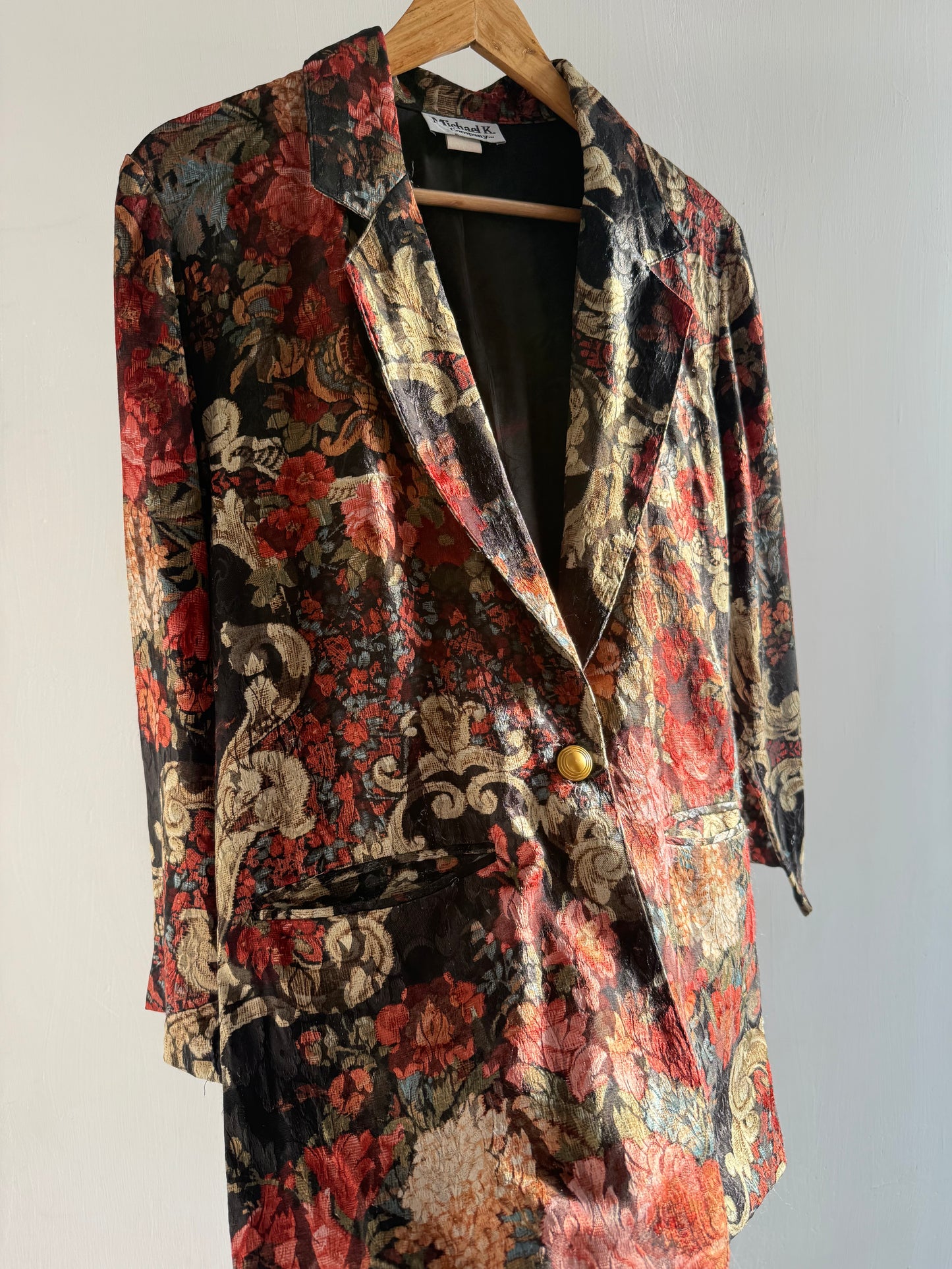 Floral embossed blazer