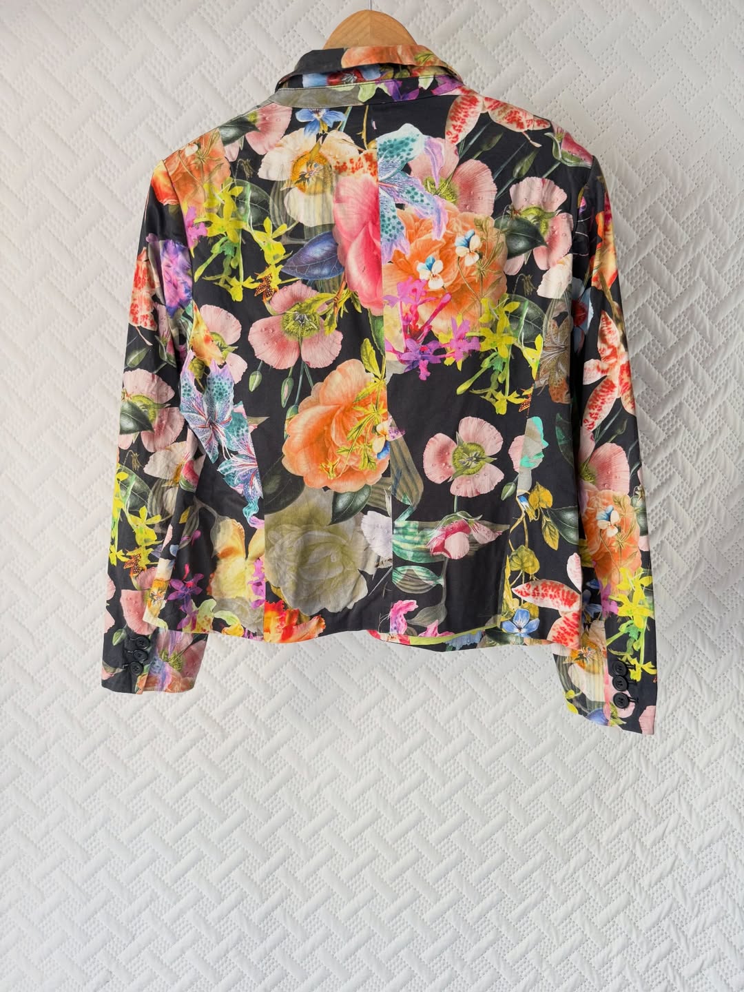 Floral printed blazer