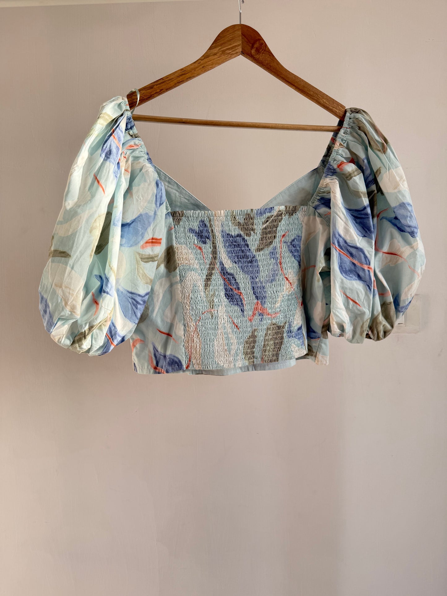 Seafoam Breeze Puff Sleeve Crop Top