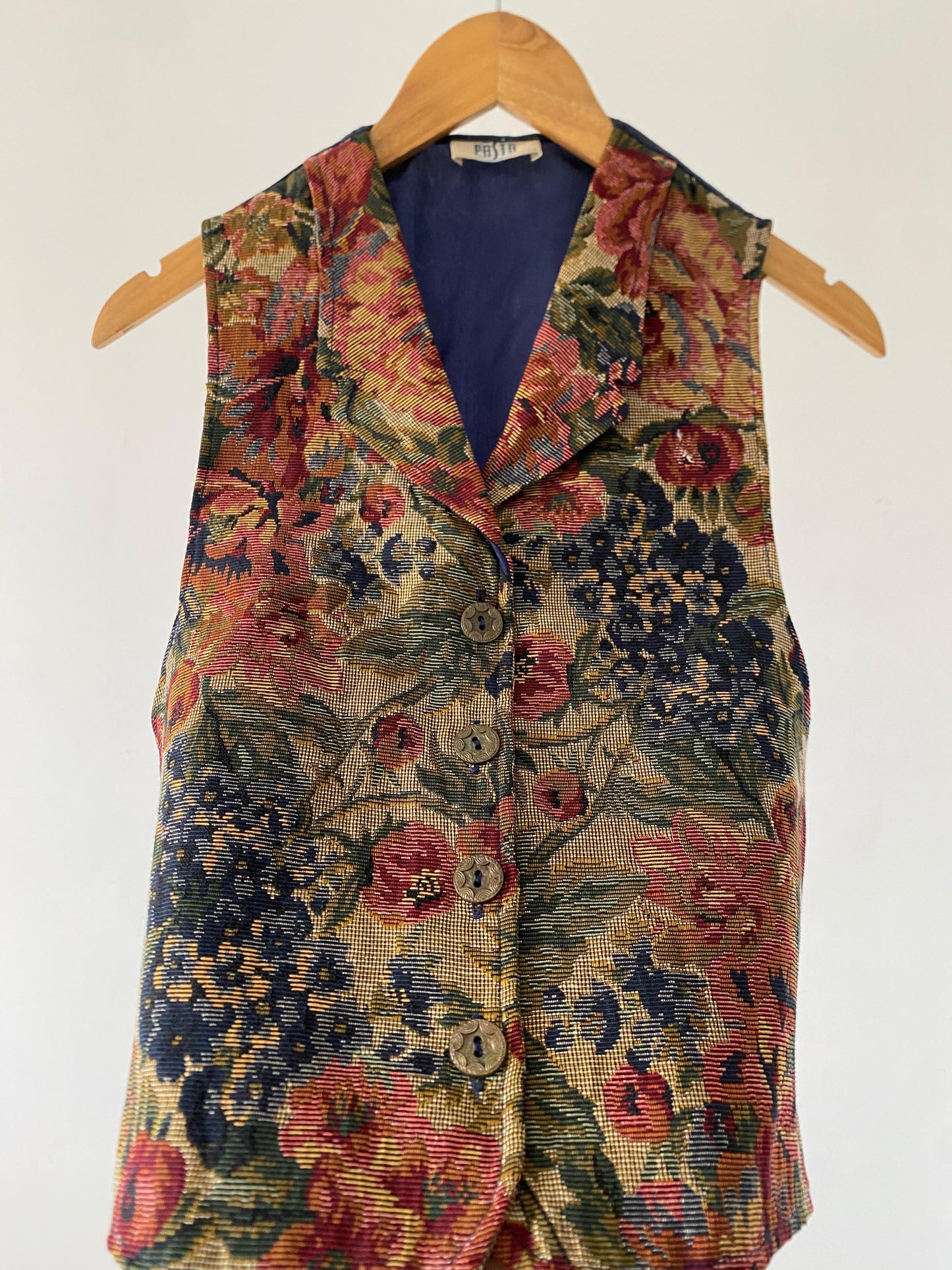 Tapestry Vest - Garden Bloom