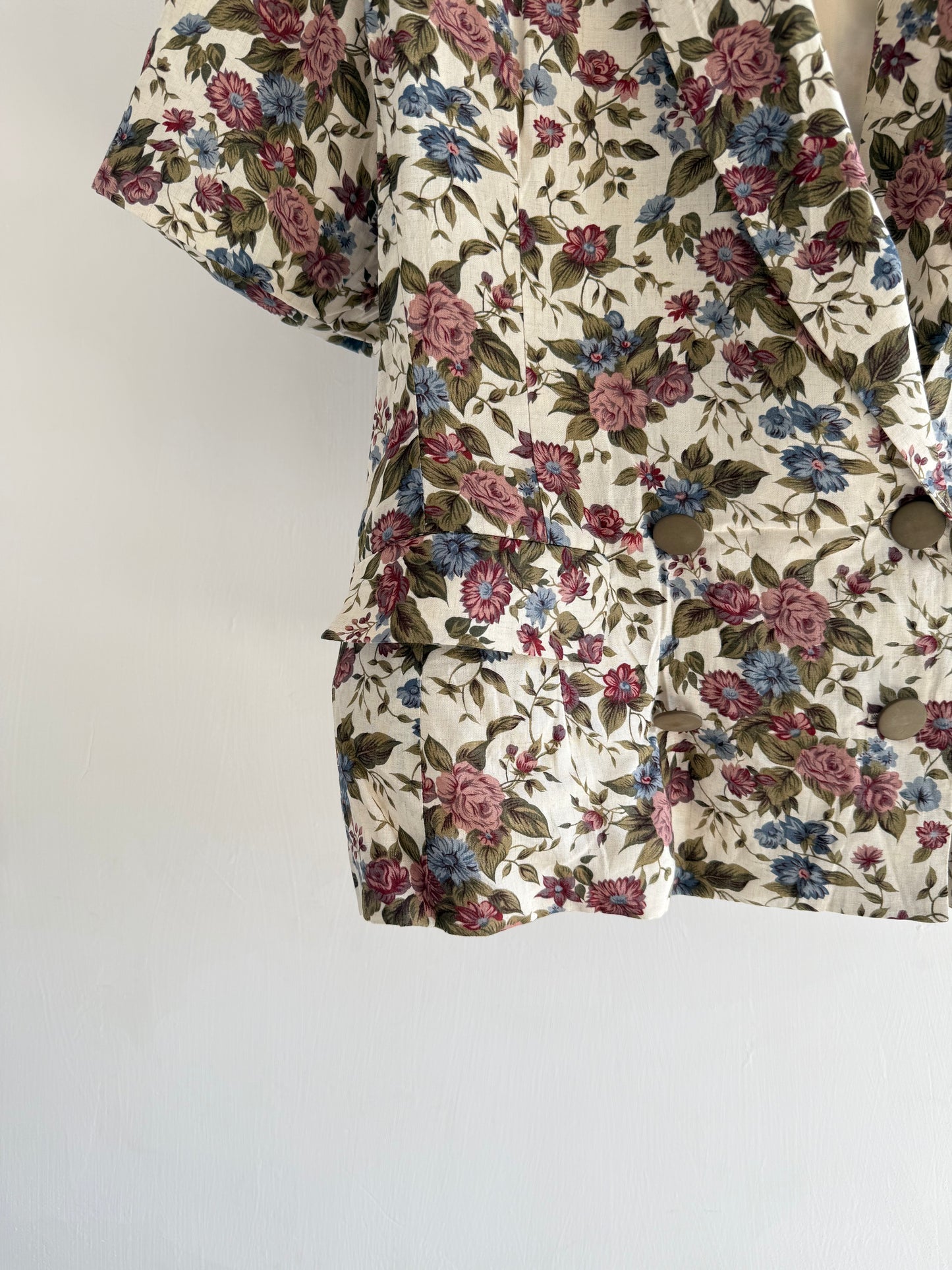 Floral vintage blazer top