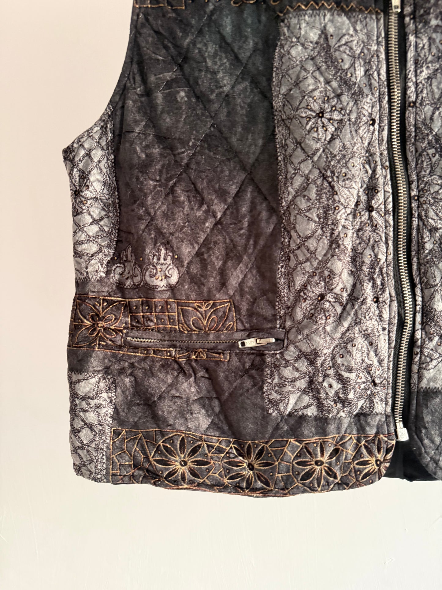 Quilted Zipper Vest