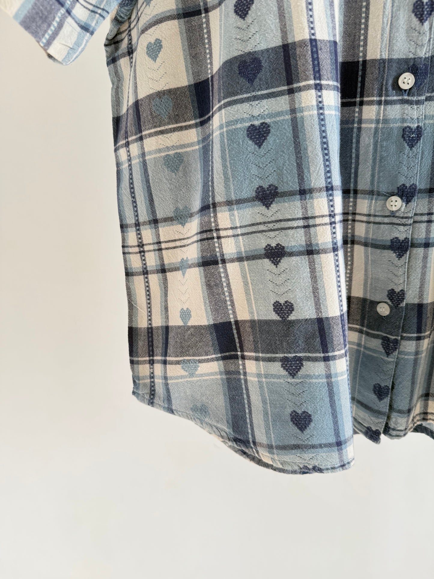 Blue Heart embossed shirt