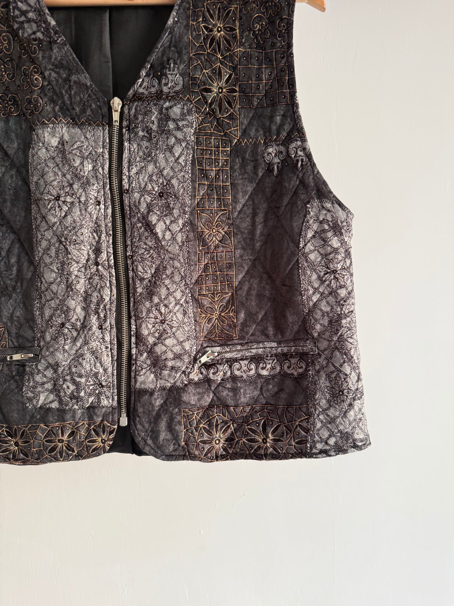Quilted Zipper Vest