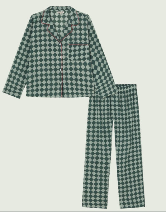 Box checkered green nightsuit with pants