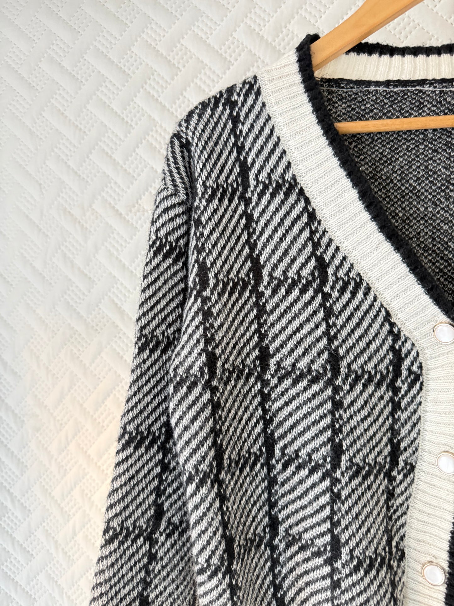 B&W cherry embroidered cardigan