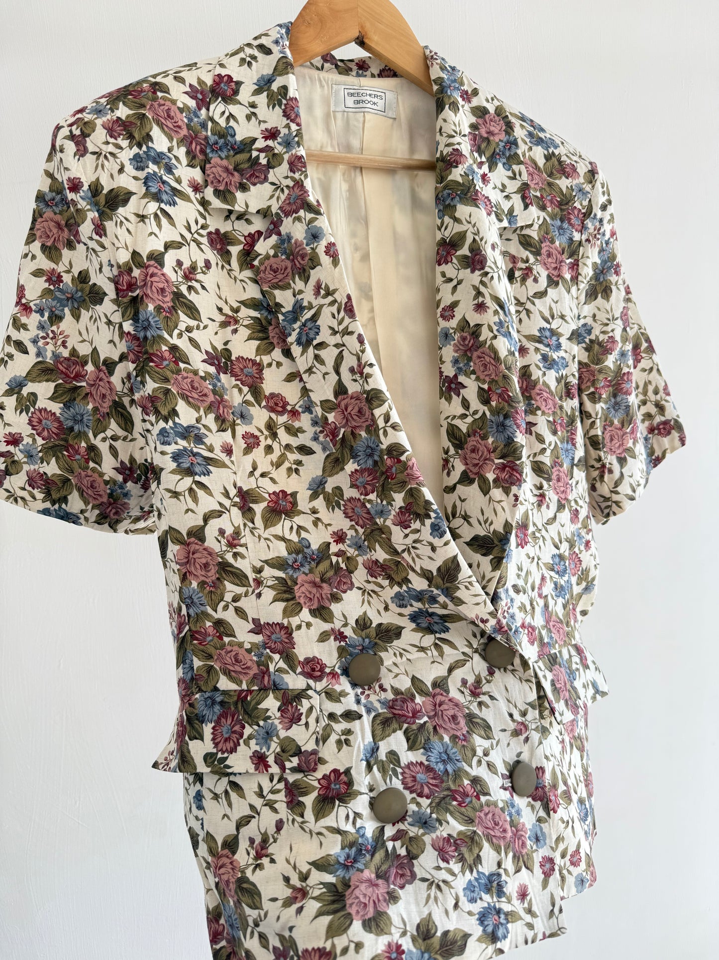 Floral vintage blazer top