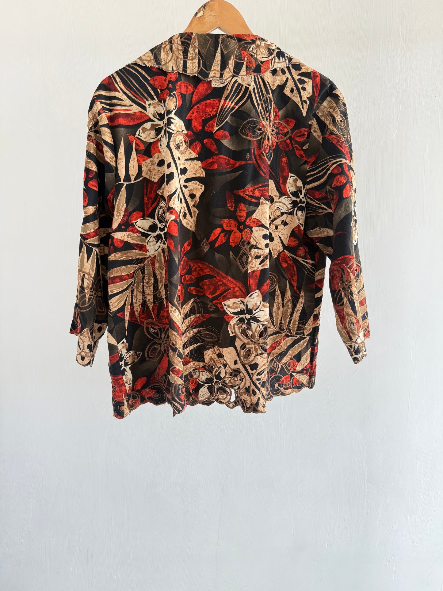 Schifli Embroidered Jacket/Shrug